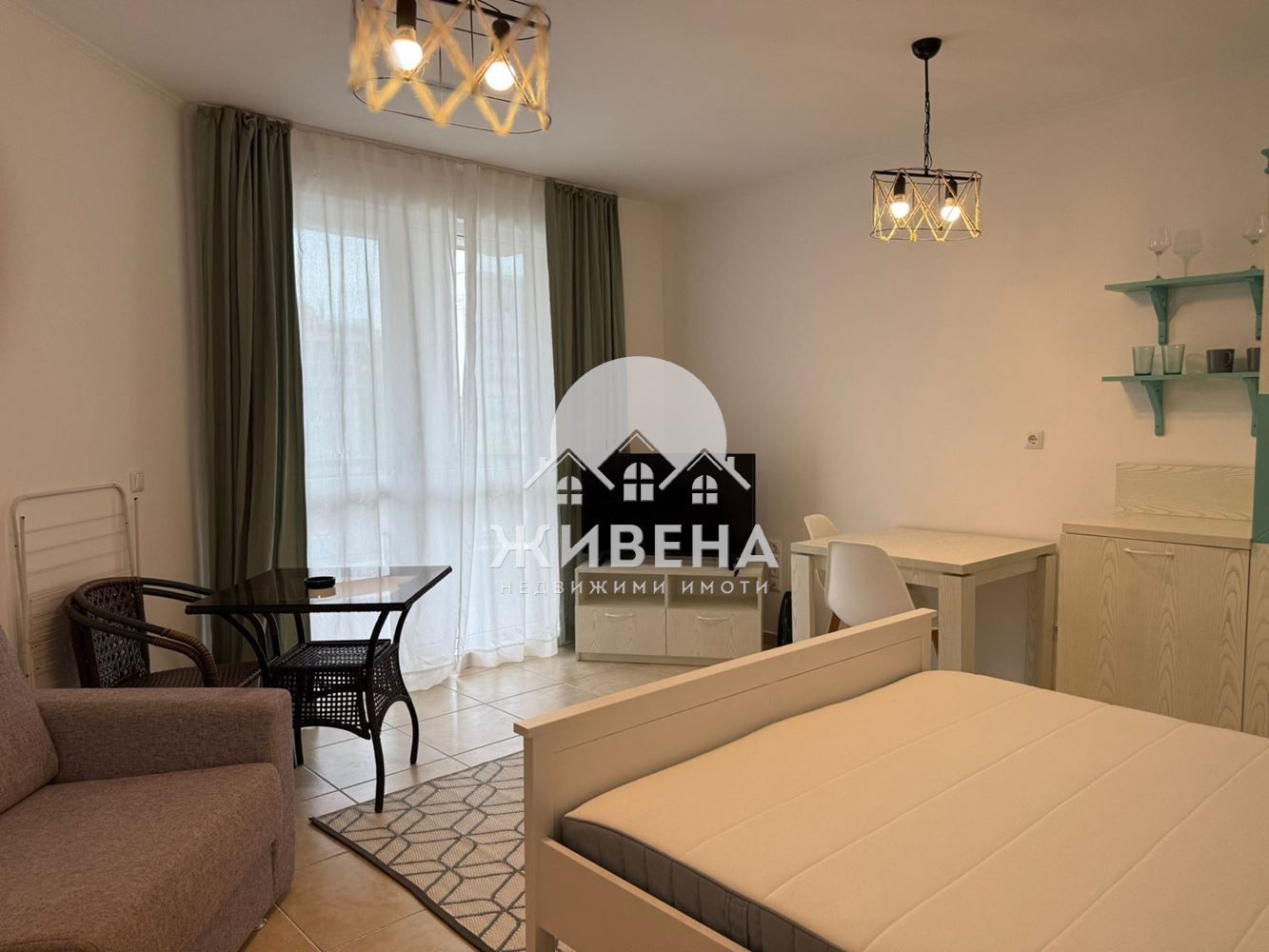 Продавам 1-стаен апартамент, к.к.Слънчев бряг, площ 38 кв.м