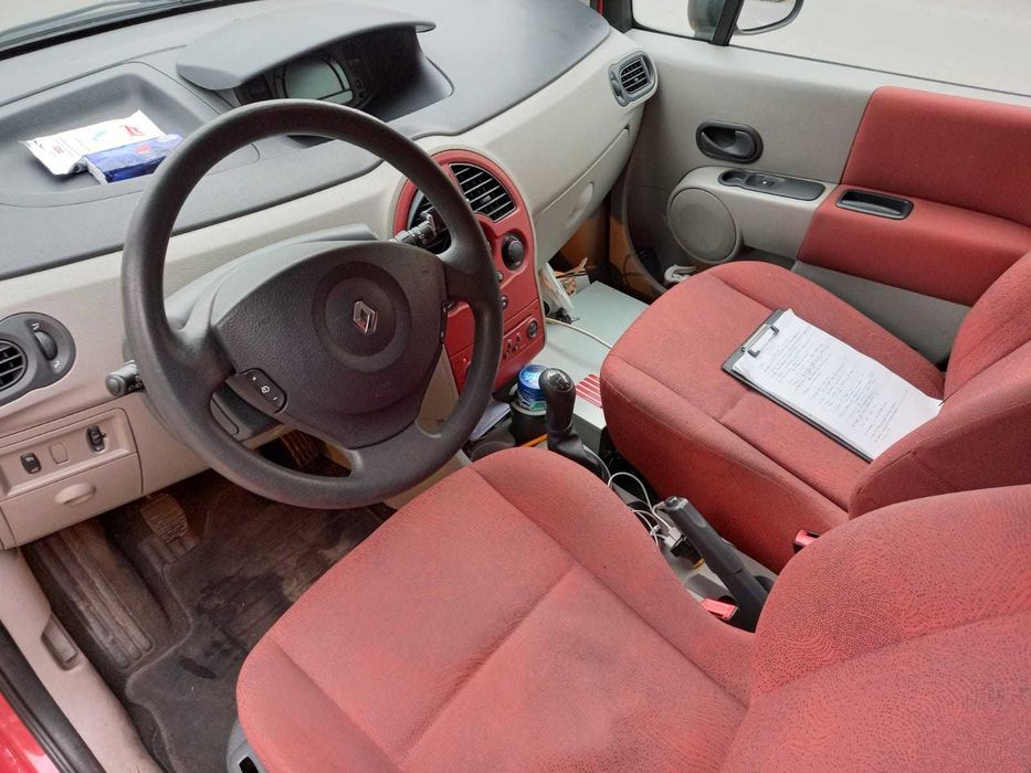Vând Renault Modus