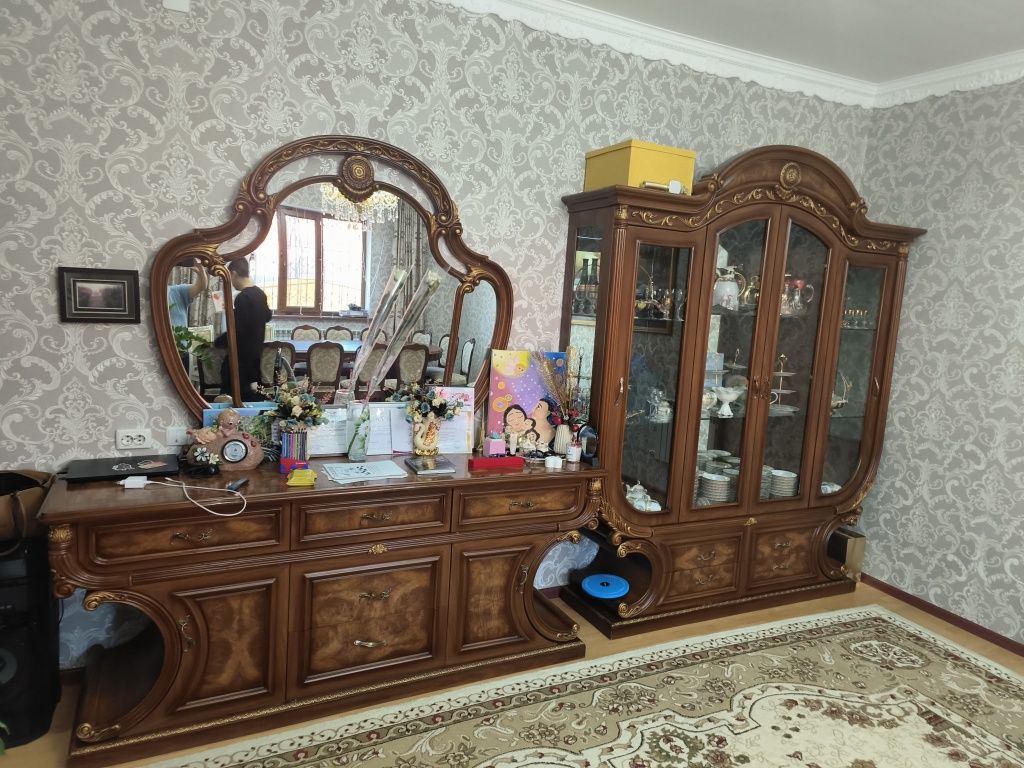 Комод стенка, сервант