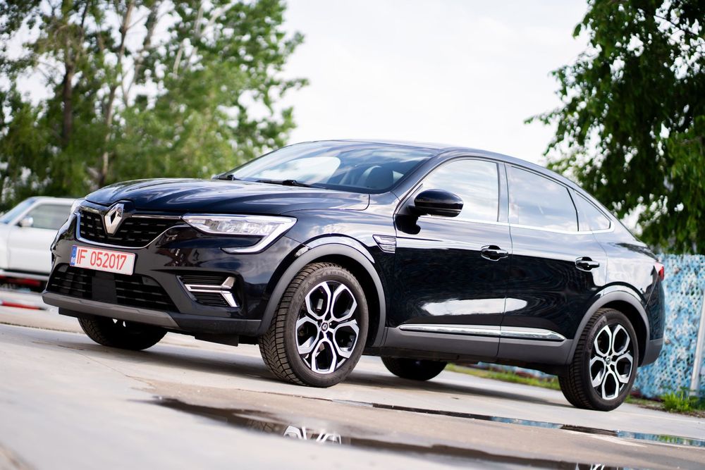 Renault Arkana Vând Renault Arkana 1.6 E-TECH Hybrid Multimode