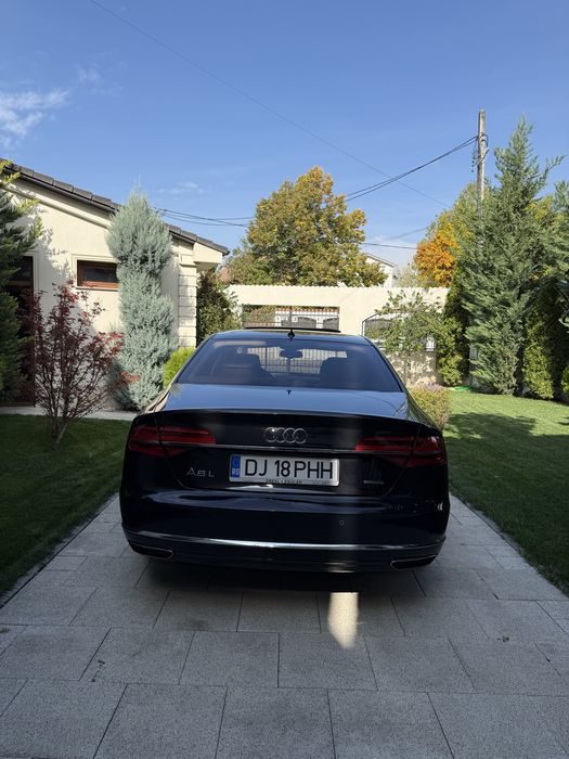 Audi A8L 3.0D 2015