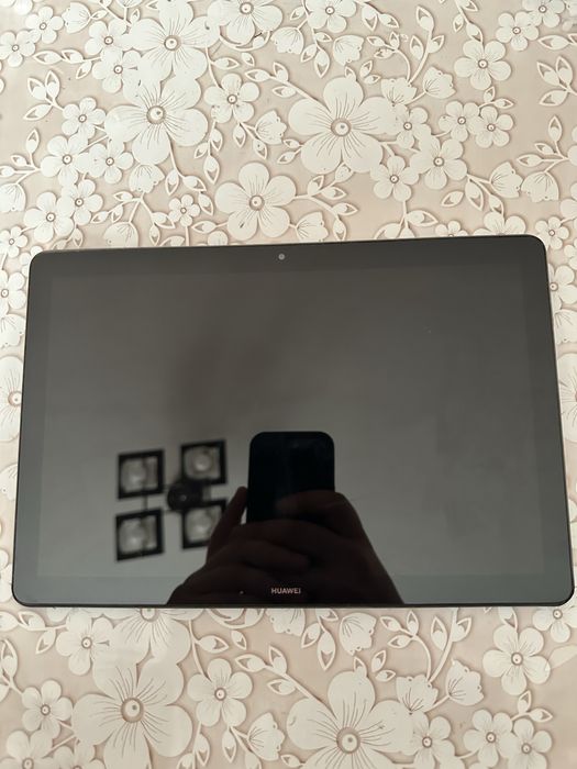 Таблет HUAWEI mediapad T5