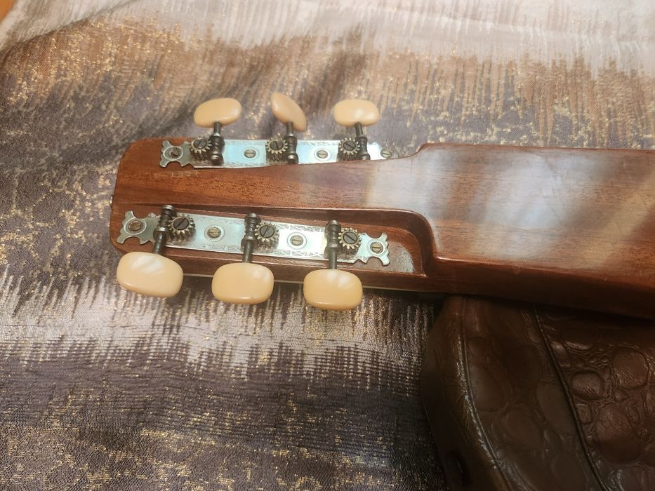 Chitara electrica vintage Resonet Arioso 1955