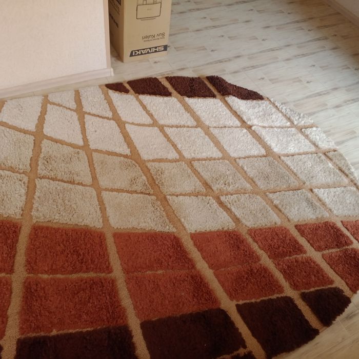 Продается 2 ковровых дорожки