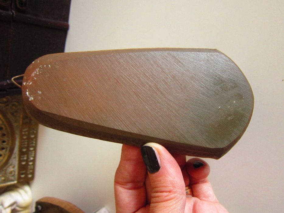 rar Madonna Maria Holy Water pt apa sfintita  Germania