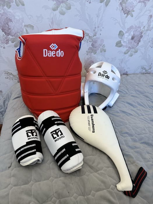 Комплект для тхеквондо