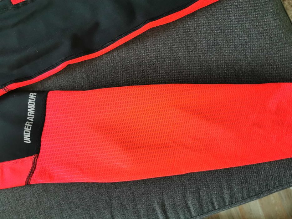 Under arnoud клин и тениска. Клин s размер тениска хs.