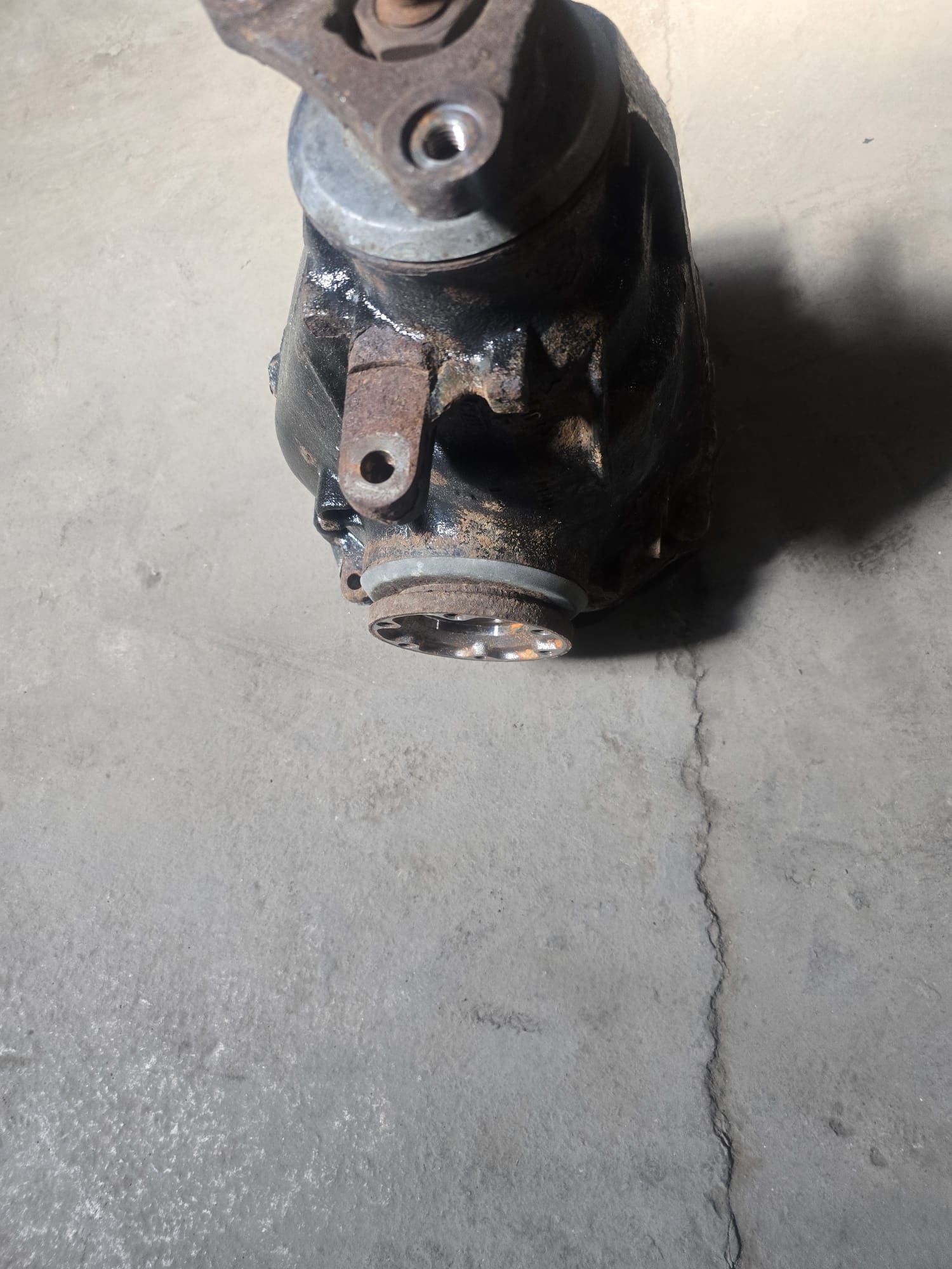 Grup spate BMW E90 E91 325 330d raport 2.35