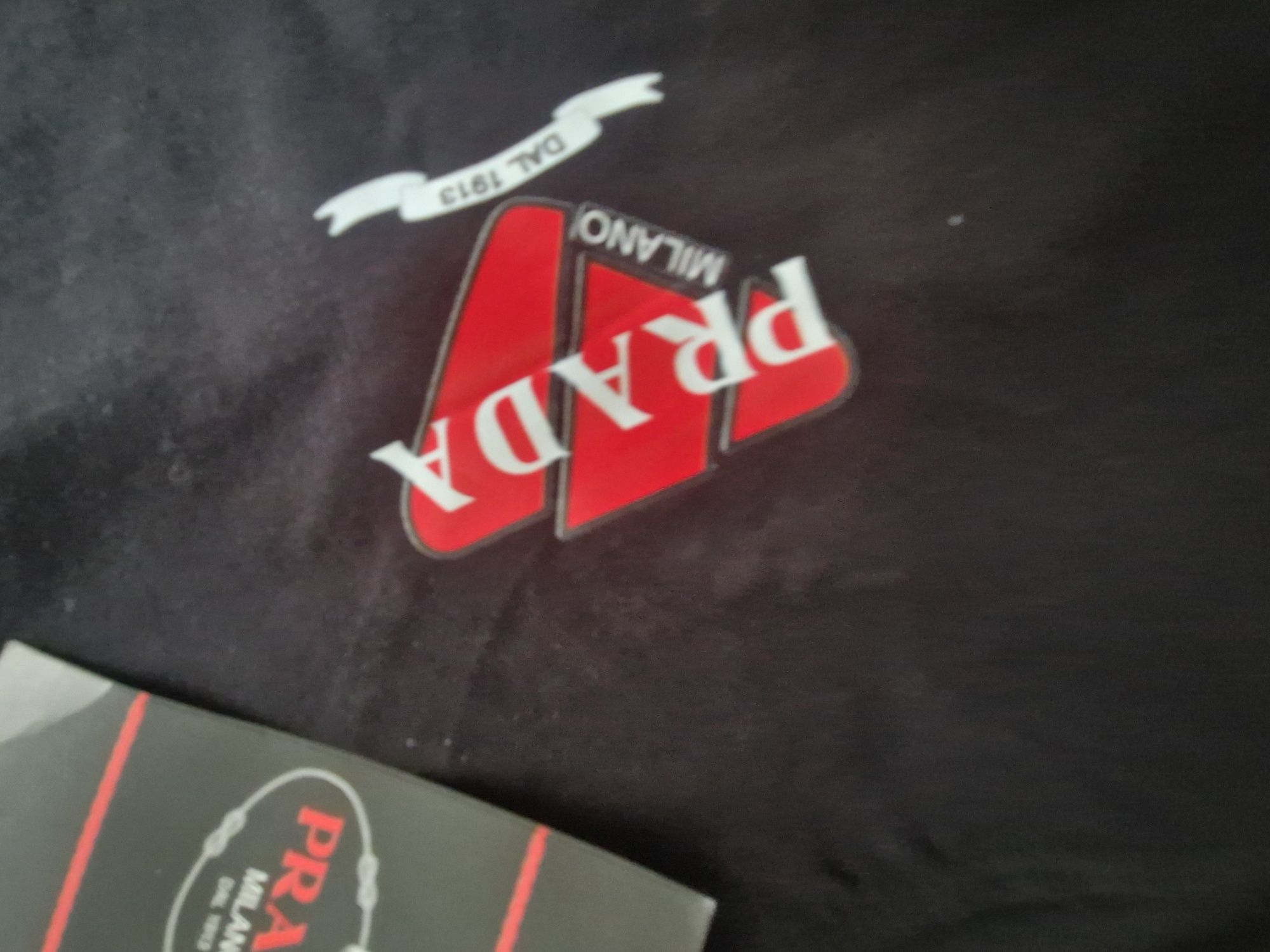 Prada памучна тениска с камъни