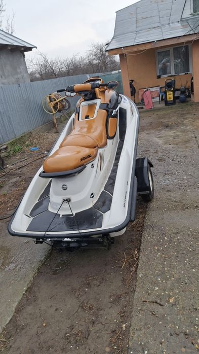 Jet sky bombardier GTXRFI
