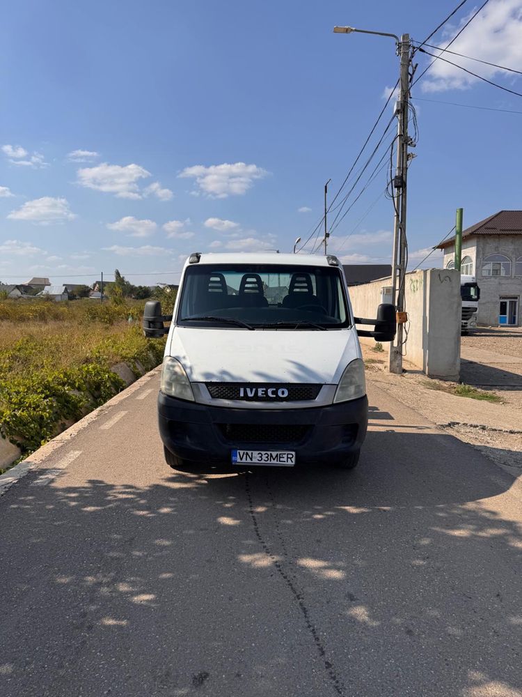 Iveco Daily cu abrollkipper