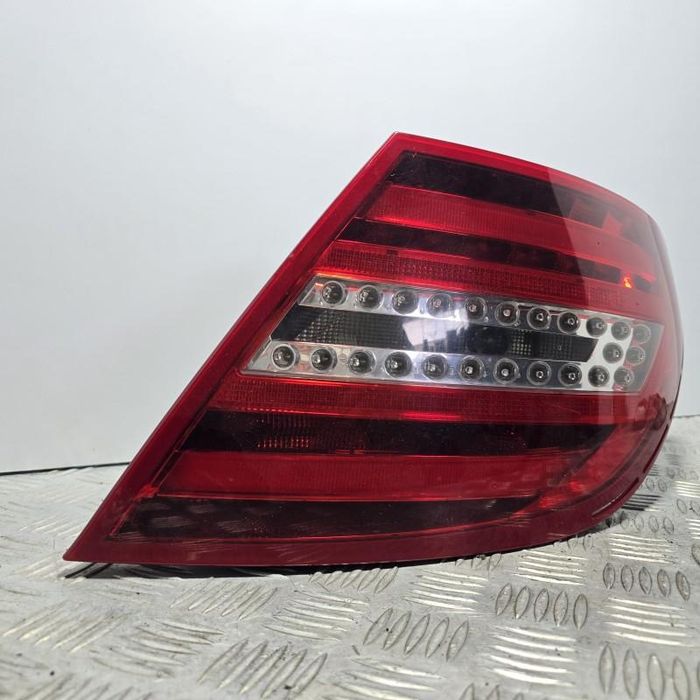 Stop aripa dreapta LED Mercedes C-class facelift w204