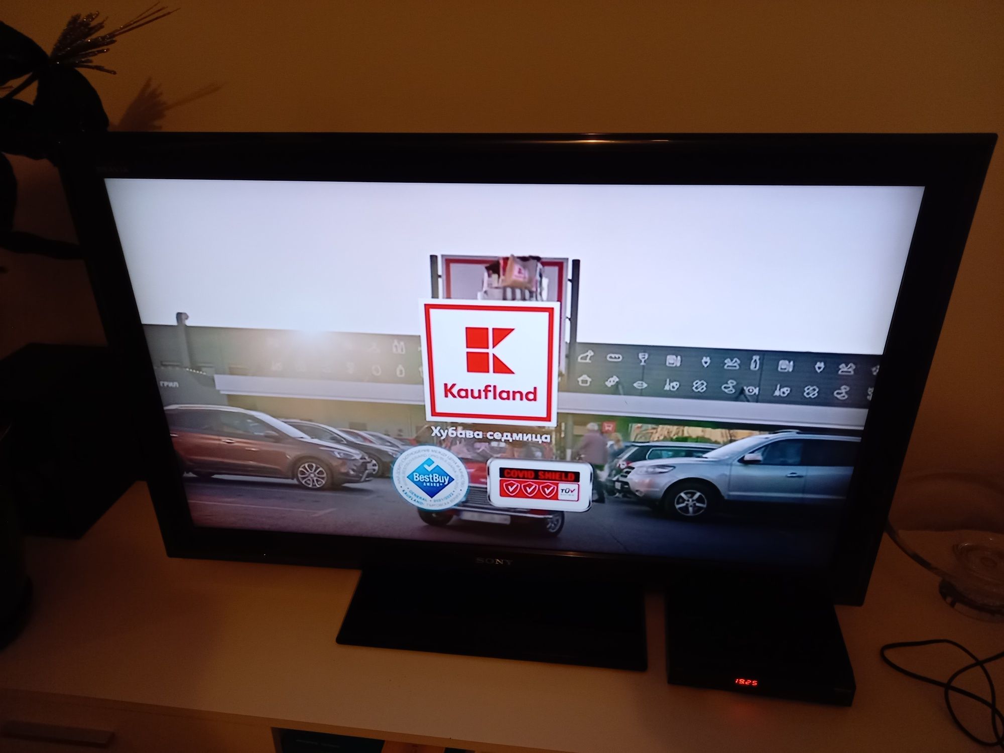 Телевизор 40 инча Sony Bravia