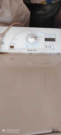 Продам б/у стиральную машинку в рабочем состоянии