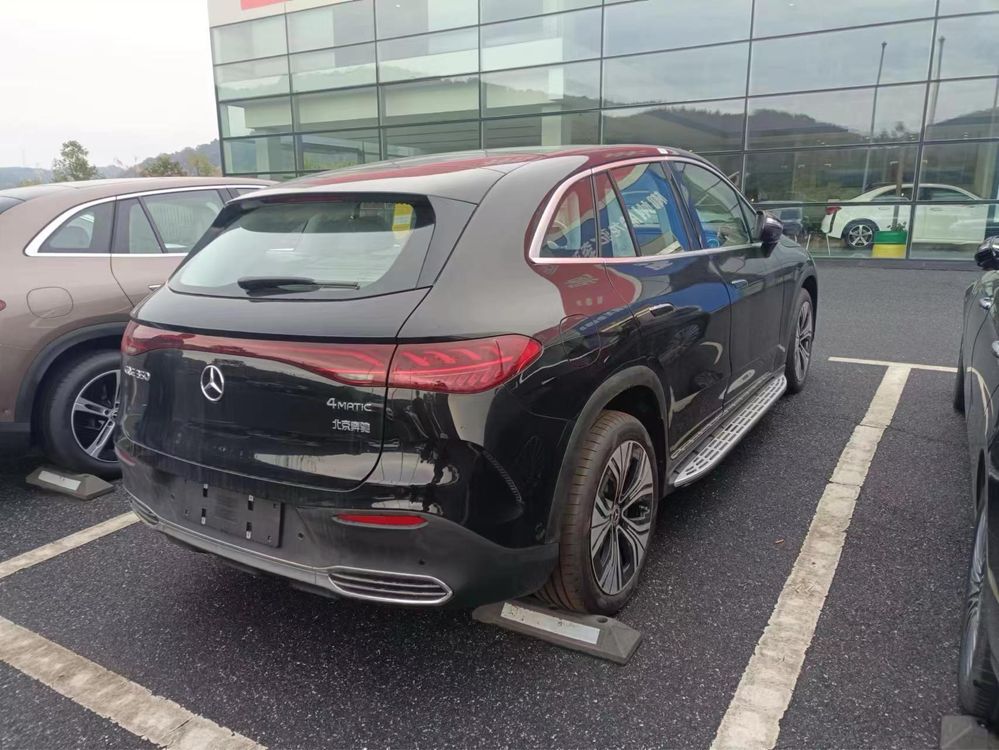 Mersedes eqe 350 suv matic