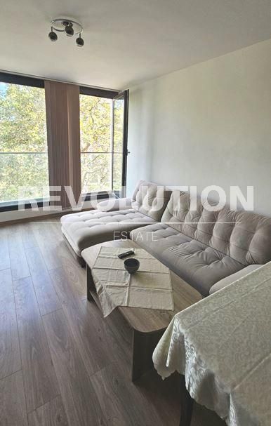 Двустаен апартамент в района на Чайка!