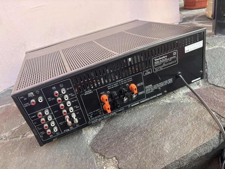 Tablou amplificator Technics SU-V8X