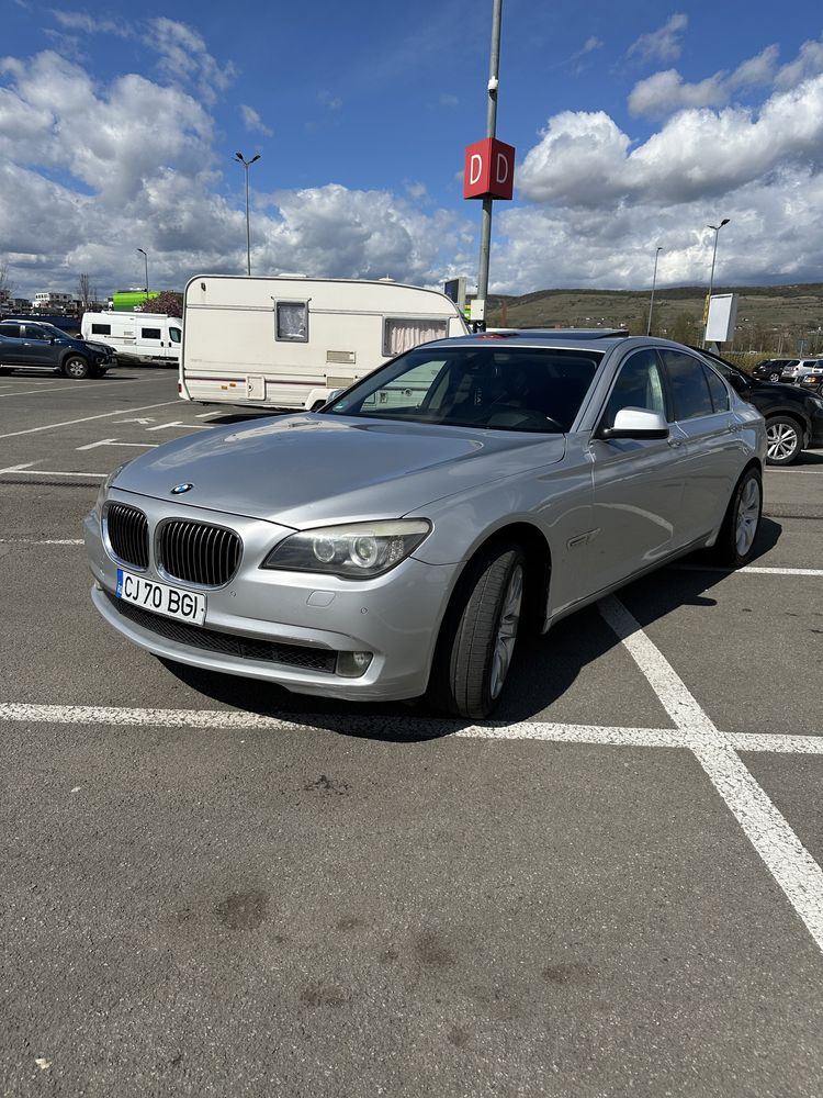 Bmw seria 7 740d 306 cp