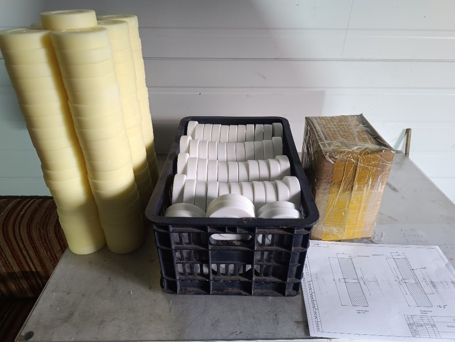 Изготовление проставосных шайб из фторопласта на токарном станке с ЧПУ