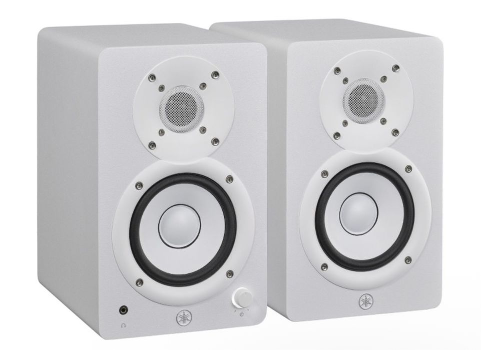 Новый Yamaha HS4W