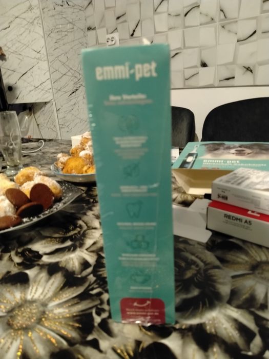 Periuța de dinți pentru câini sau pisici cu pasta inclusa