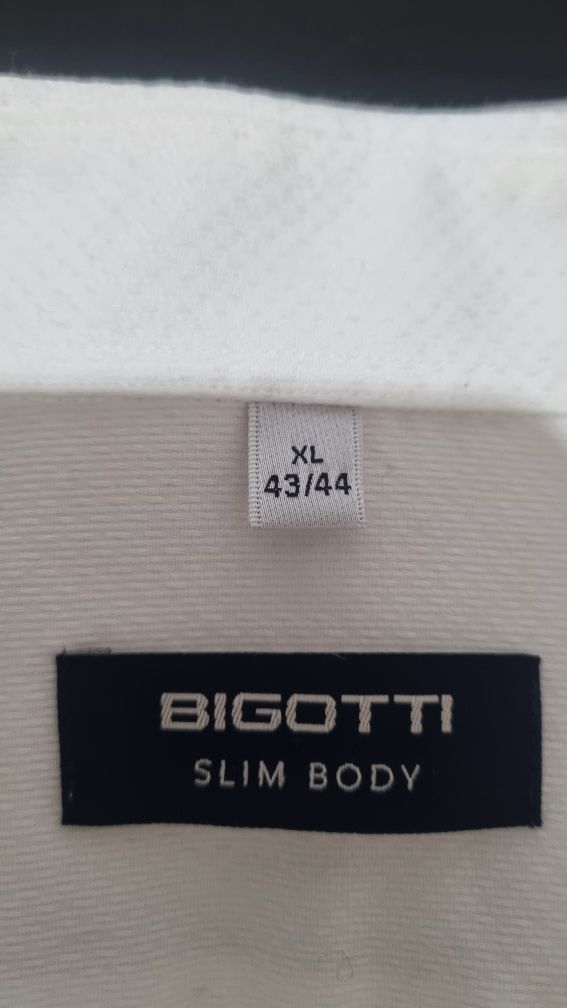 Camasa lux Bigotti marimea XL  43-44 SLIM FIT  Alb