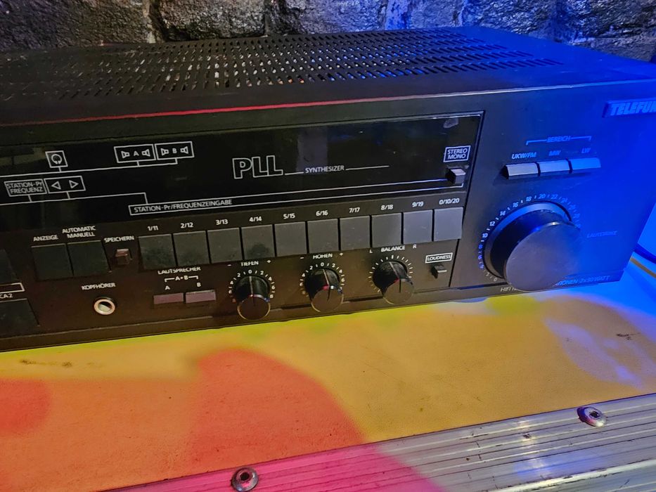 Statie Telefunken HR660 2x30W amplificator