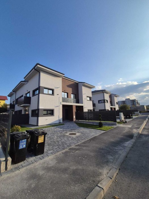 Dezvoltator Vand apartament 100mp, zona IRA