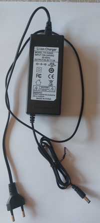 Incarcator trotineta electrica 54.6V  2A
