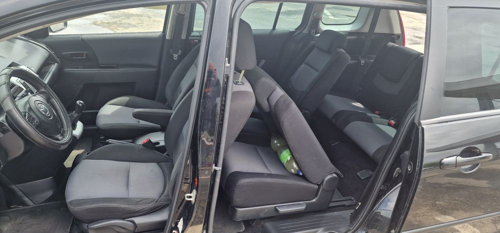 Vând/Schimb Mazda 5 , 7 locuri