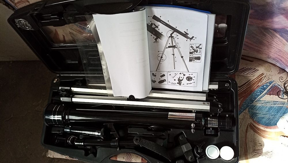 Телескоп в куфар - за малки и големи, добра оптика(не слюдена играчка№