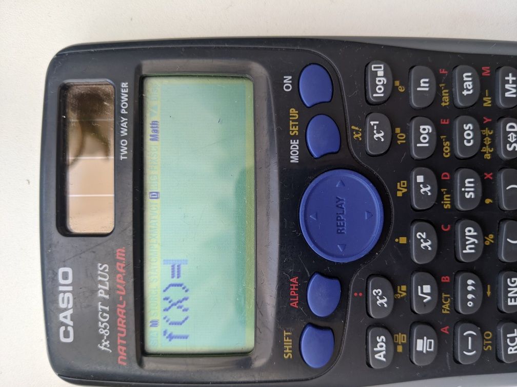 Casio calculator științific  fx85 es plus