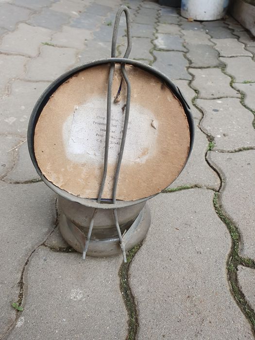 Lampa petrol veche.