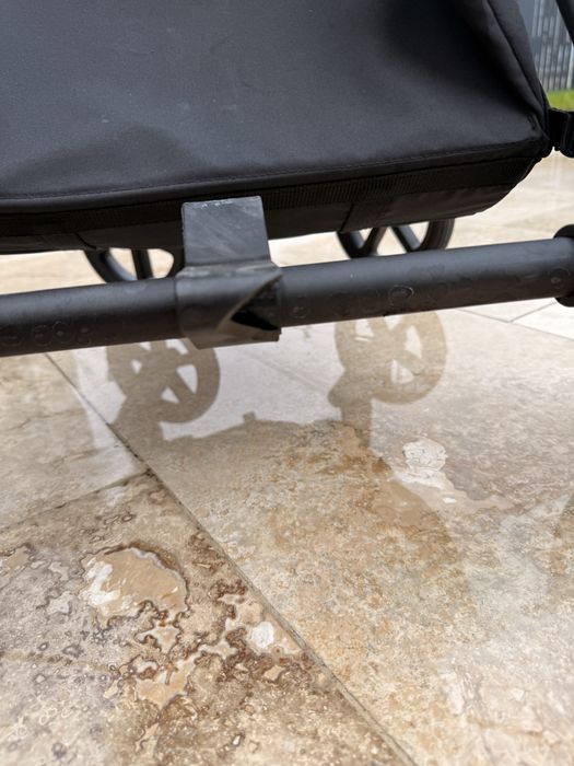 Sasiu Cybex Priam 4 si structura scaun sport Priam