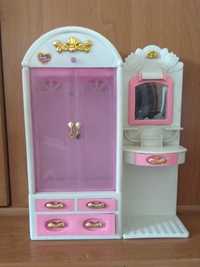 Шкаф для Барби и других кукол.