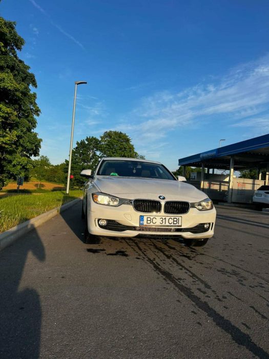 Bmw F30 pret neg