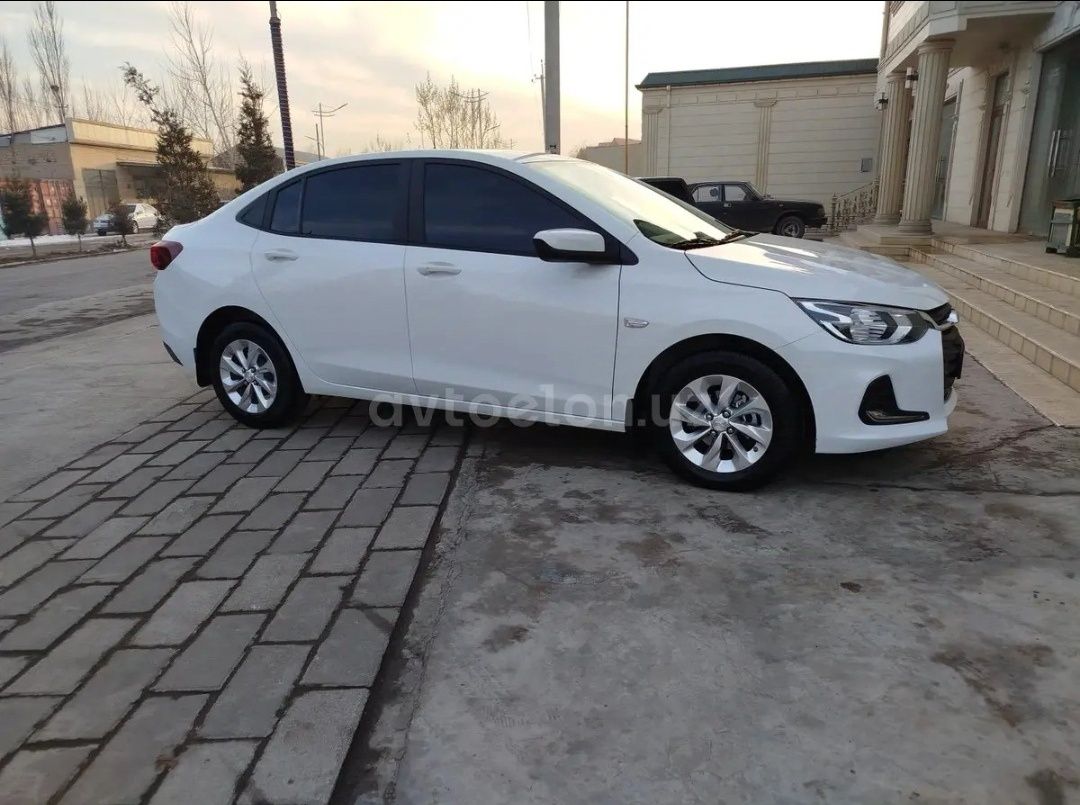 Chevrolet Onix LTZ 4 позиция