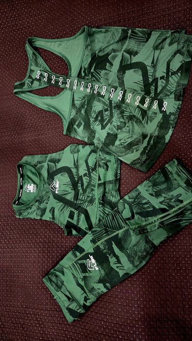 Комплект от 3 части Flair