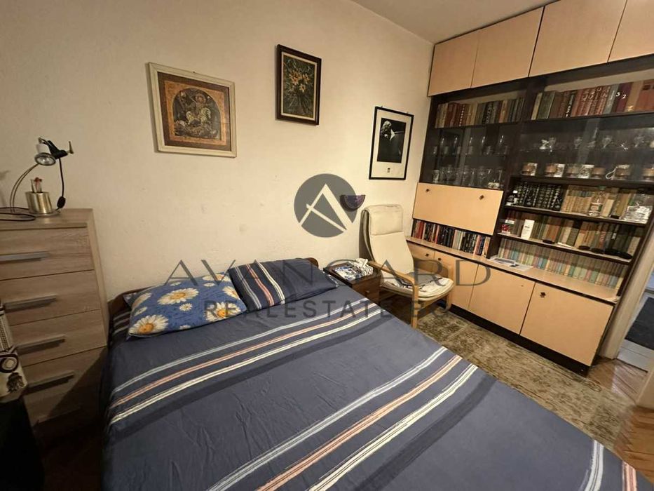 Продава се Тристаен апартамент в Пловдив, Център - 75 кв.м за 2000 €/кв.м - Снимка #1