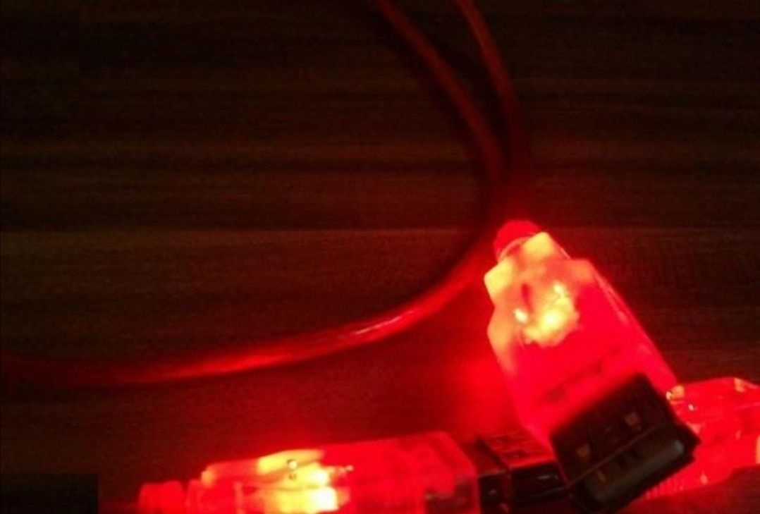 Cablu USB tata-mama cu leduri rosii, NOU !


Cablu USB t