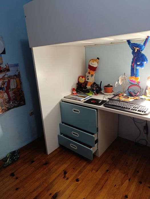 Двуетажно детско легло