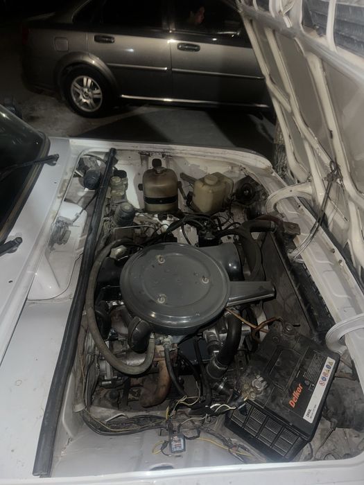 Jiguli 06 1975 yil  oq  benzin sastayanasi zor mataor karobka ideal