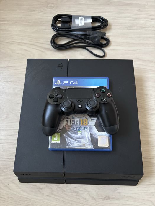 Playstation 4, HDD - 1TB, controller original, cd joc