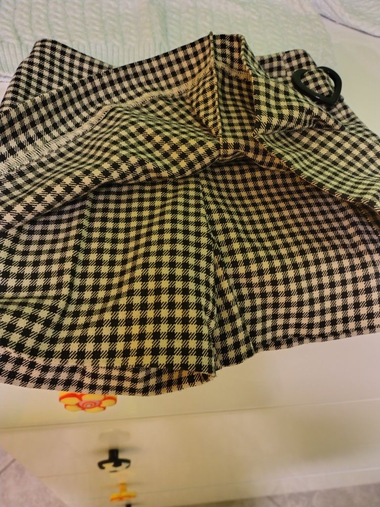 Zara 98-104 пуловер, пола-панталон, широки дънки