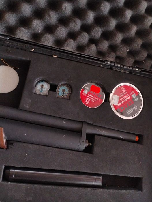 Продава се въздушна пушка Effecto PX4 (.22 / 5.5 мм)