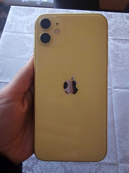 iPhone 11, 64GB. Работи отлично