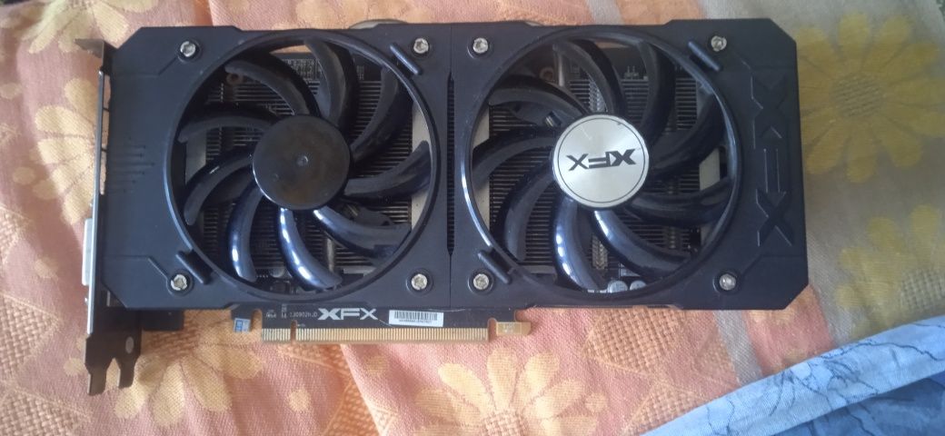!НЕИСПРАВНА! XFX Radeon R9 370 4gb