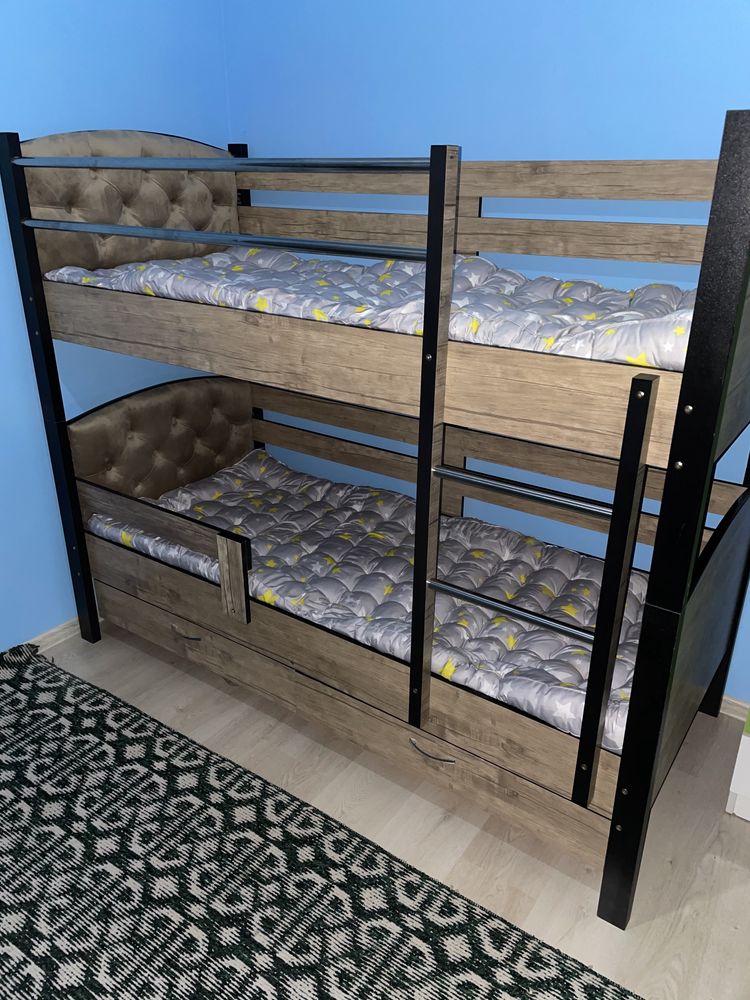 двухъярусные кровати
