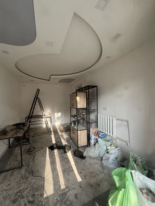 Аренда под офис 5 минут от метро Мирзо Улугбек! Вдоль дороги 20м2 400$