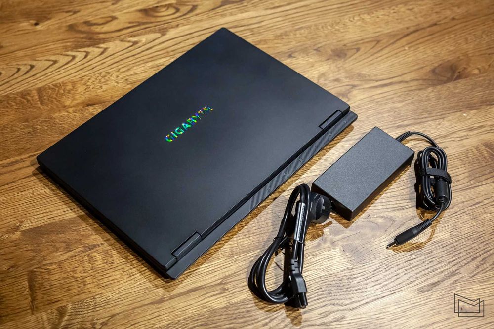 SIGILAT Ultra GAMING Gigabyte Intel Core i7 13620H 16GB RTX 5060